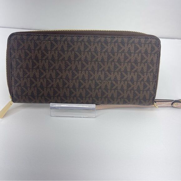 Michael Kors Continental Wallet/Wristlet - Picture 2 of 7